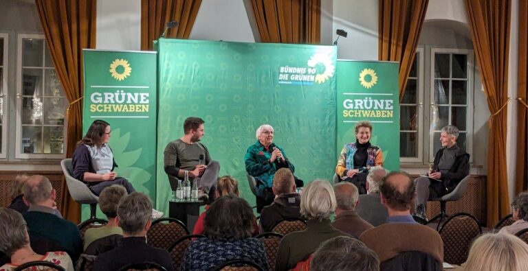 Für ein starkes Europa – Claudia Roth, Andie Wörle und Max Retzer bei unserem Auftakt zur Europawahl in Immenstadt