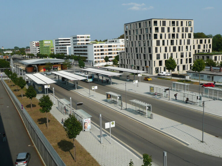 Doppelt so viele Fahrgäste bis 2030 im Landkreis – Grüne/Linke