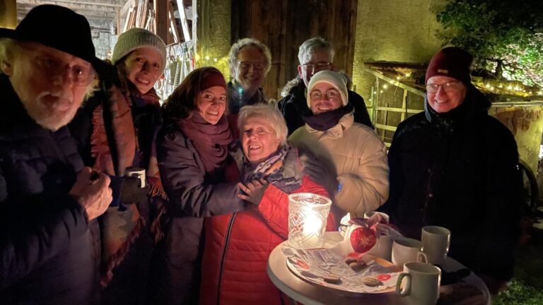 Politik im Kerzenschein: Glühwein-Plausch in Thalfingen